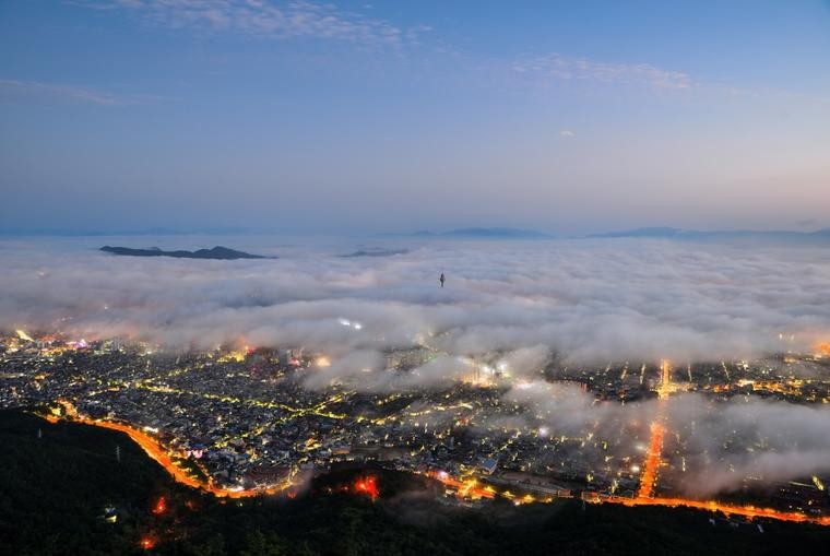 대구 앞산전망대에서 본 도심